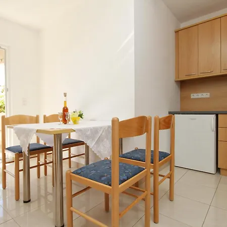 アパート Seaside With A Swimming Pool Zavalatica, Korcula - 9151