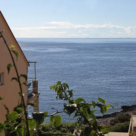 アパート Seaside With A Swimming Pool Zavalatica, Korcula - 9151 ザヴァラティサ