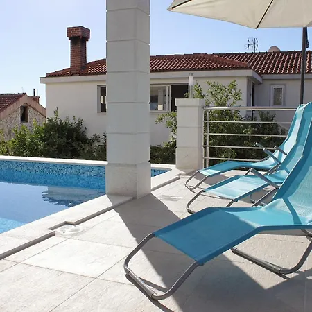 Seaside With A Swimming Pool Zavalatica, Korcula - 9151 公寓 *